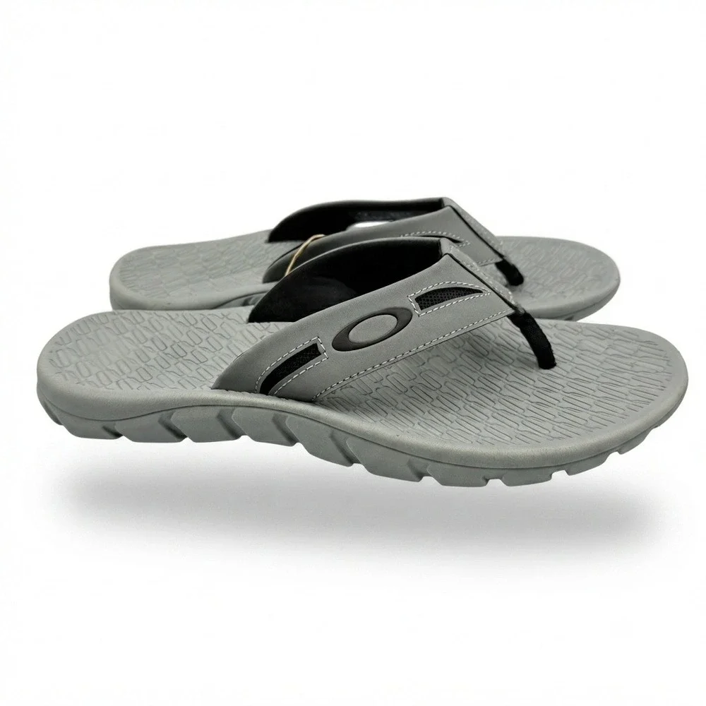 Oakley Operative Sandal 2.0 Mens Size 9 Stone Gray Sport Flip Flop **NEW**